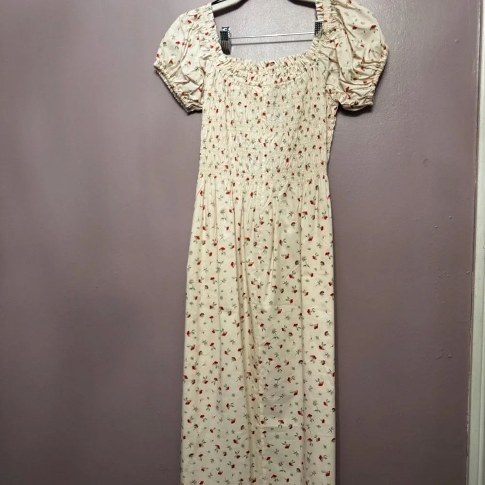 Floral Cream Dress - Picture 2 of 4